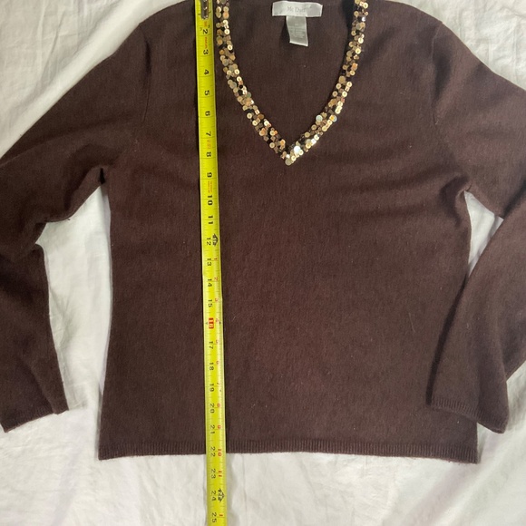 McDuff 100% Cashmere V Neck Sweater (size m) - Picture 4 of 6